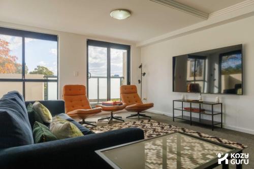 Homebush West Apartment | KozyGuru | Homebush West | Modern 2R Apt + Parking