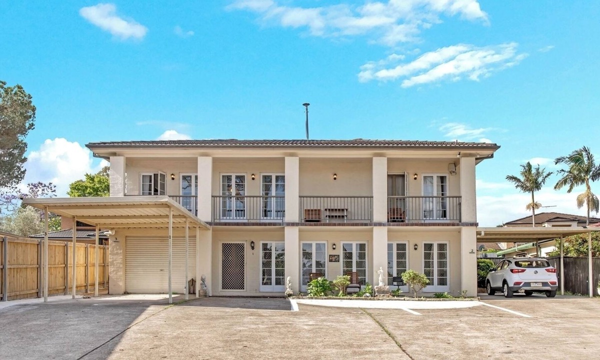 Thornleigh House | KozyGuru | Thornleigh | Charming Two-Bed Townhouse