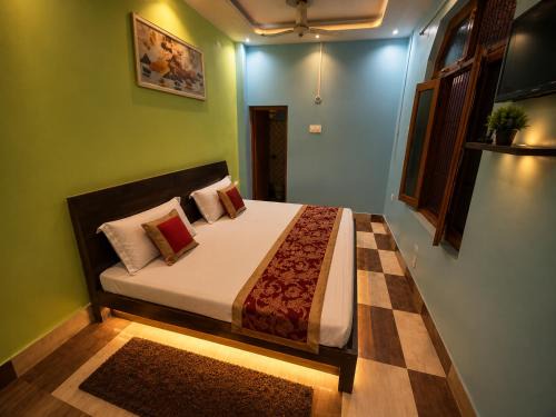 Ayodhya House | Krishna Guest House