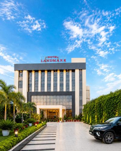 Marhi Hotel | Landmark, Rewa - AM Hotel Kollection