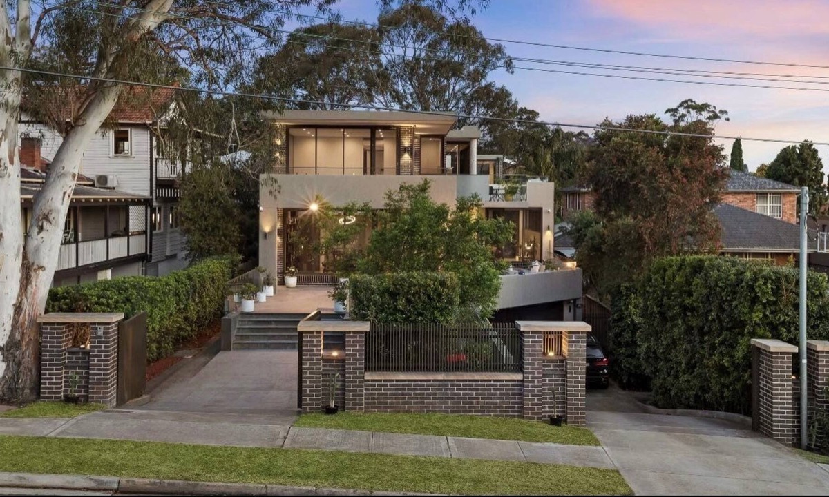 Ryde House | ★ Legend in Putney★ Pool & Waterview ★ Garden★ Super convenient Location★