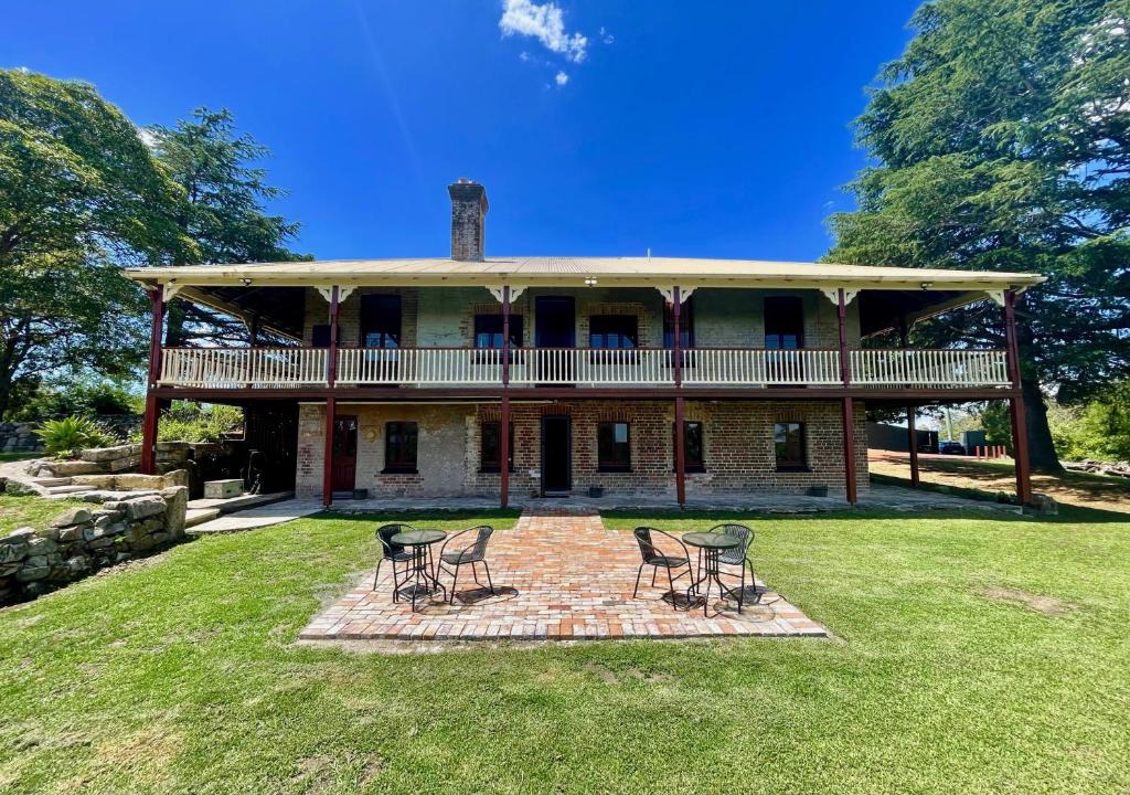 Linden House | Linden Lodge