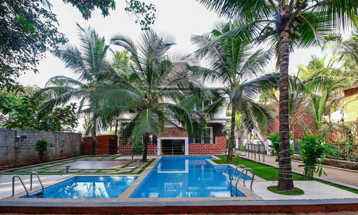 Mandrem House | Low Budget/Luxurious Room Stay, Goa
