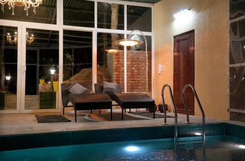 Turkaura Other | Lux Tent in Majkhali w Heated Pool Tarumarg D