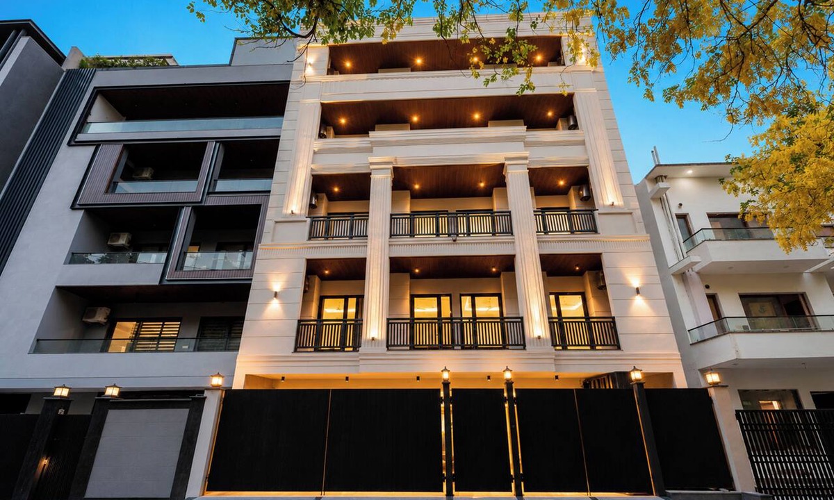 Sushant Lok Apartment | Luxora by Alaya Stays