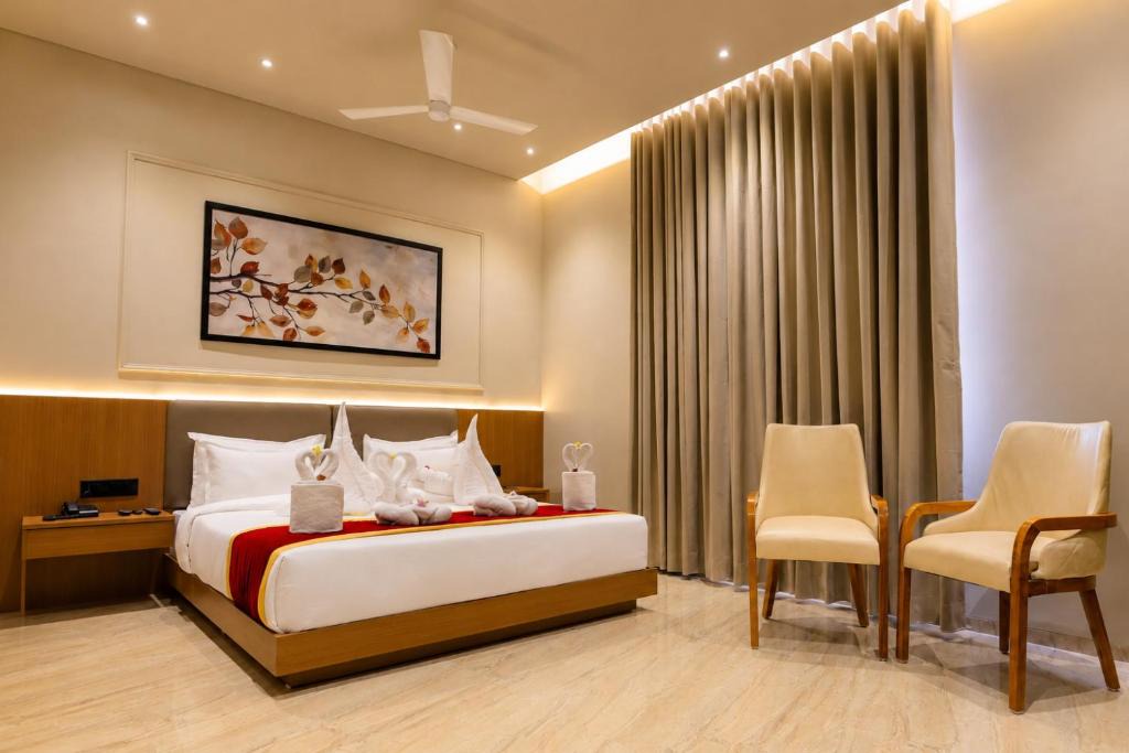 Vanthli Hotel | LUXURIA INN By CHANDAN