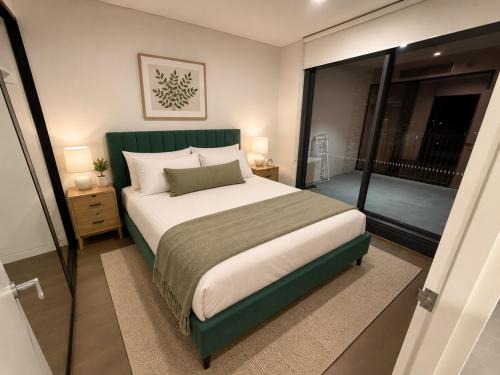 Lidcombe Hotel | Luxurious Stylish Courtyard View near Olympic Park