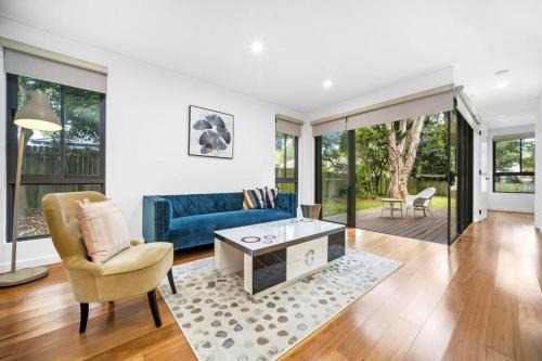 Willoughby House | Luxury Retreat & Spacious 4BR House in Willoughby
