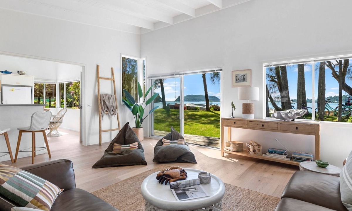 Great Mackerel Beach Cottage | Mackeral Beach Cottage + Cabin by TCC