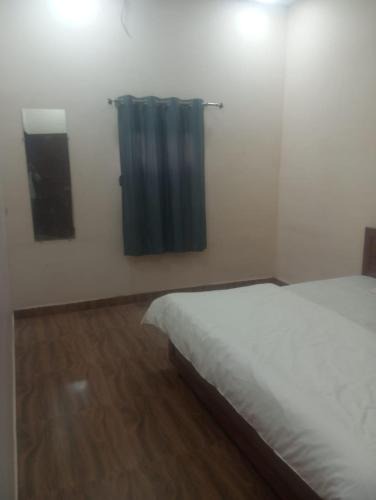 Uchiyarda Hotel | MADHAVGARH HOTEL and RESTAURANT