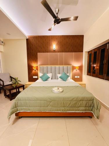 Varanasi Apartment | Madhuraj Stays