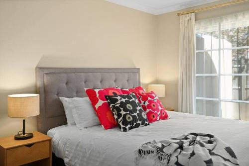 Bowral House | Magnolia Cottage - Your private Bowral getaway!