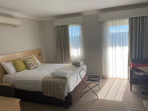 Rutherford Hotel | Maitland City Motel