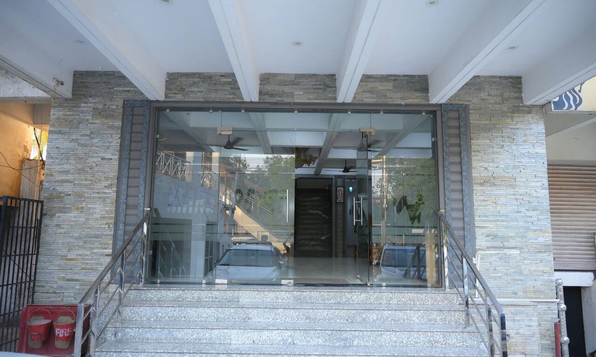Bareilly Hotel | Mansarovar Hotel & Banquets