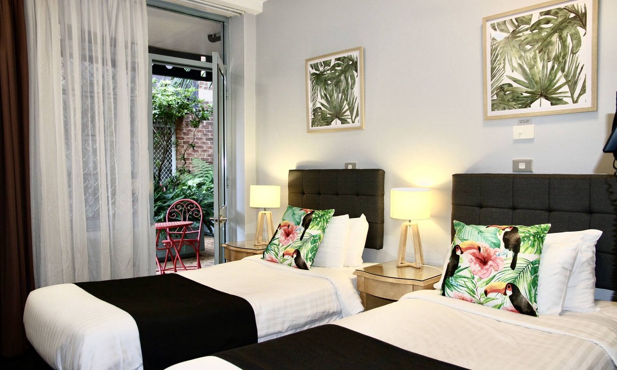 Woolloomooloo Hotel | Mariners Court Hotel Sydney