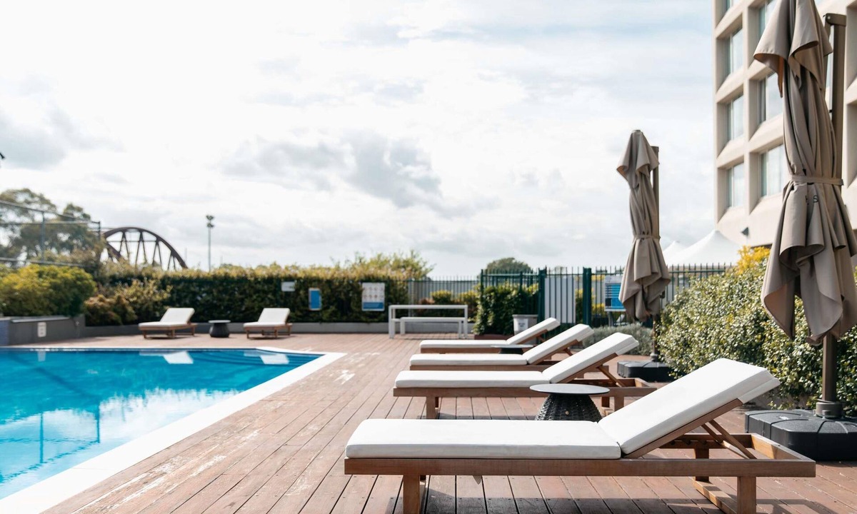 Rosehill Hotel | Mercure Sydney Parramatta