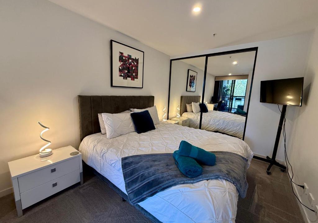 Braddon Apartment | Midnight Luxe 1BR 1Bath Apartment 104 in the heart of Braddon Pool Sauna Secure Parking Wine WiFi
