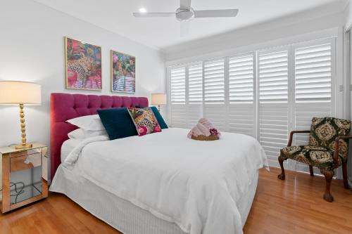 Miranda Apartment | Miranda Stylish 2 Bed near Cronulla & Airport
