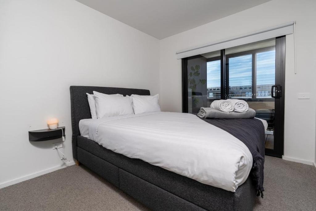 Dickson Apartment | Modern City Living - 1BR Apt in Vibrant Dickson - Hosted by CanStay