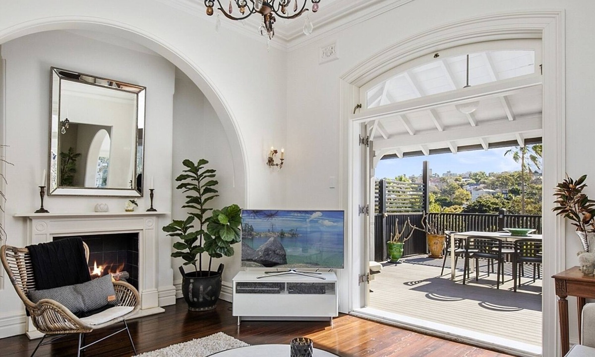 Mosman House | Modern Classic at Mosman Bay - 5 Mins To Ferry