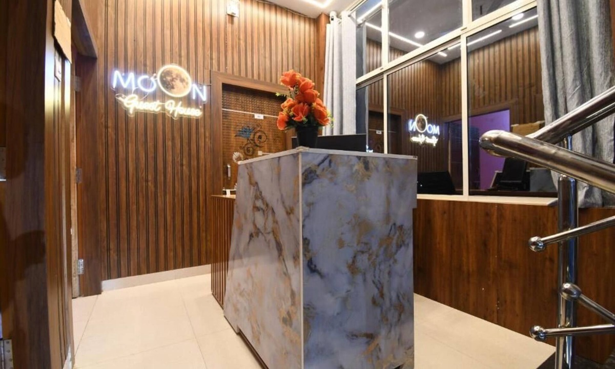 Bhubaneshwar Hotel | Moon Guest House
