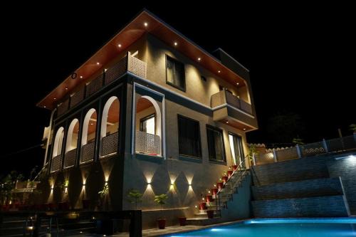 Bedla Villa | Moon Heights-Mountain view villa