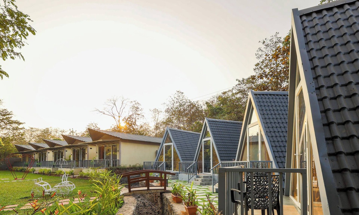 Lonavala Cottage | Mountain Woods Farm Stay