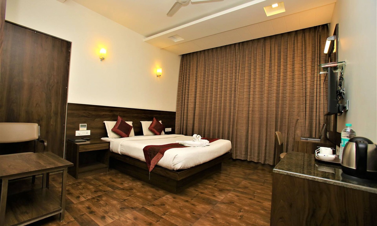 Gandhi Nagar Hotel | Myspace Hotels Silverstar