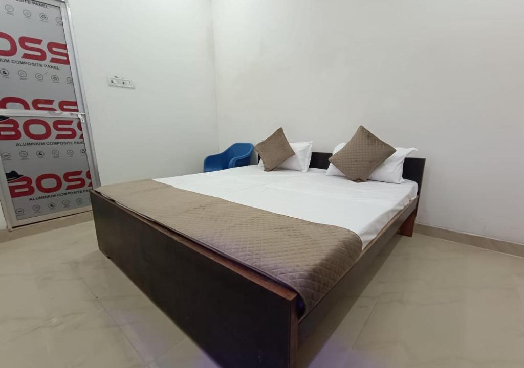 Faizabad House | Narayanam Guest house