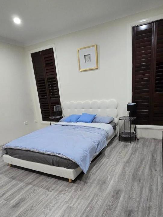 Marsden Park Villa | New 5 bedroom Single story house