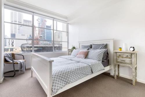 Sydney Central Business District Apartment | NEW! A Comfy & Stylish Apt Next to Darling Harbour