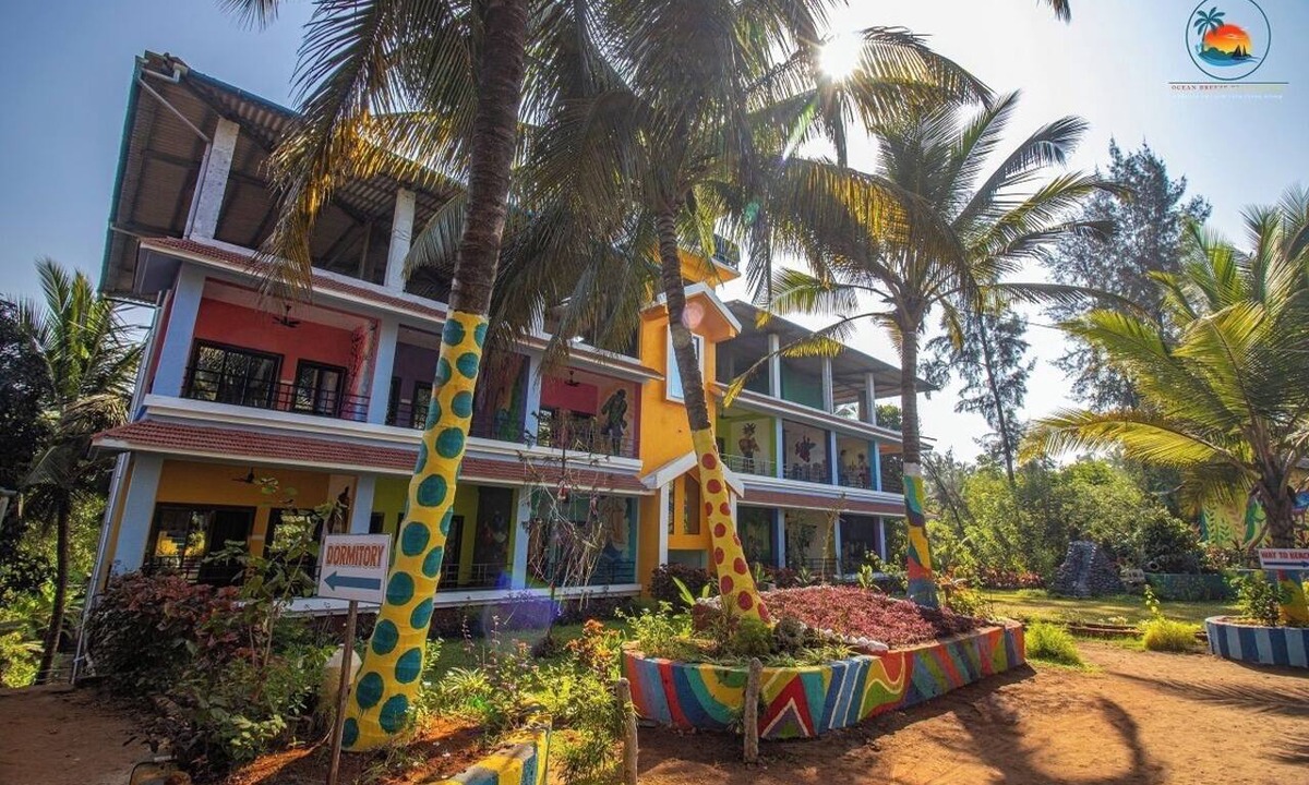 Murud-Harnai Hotel | Ocean Breeze Beach Resort