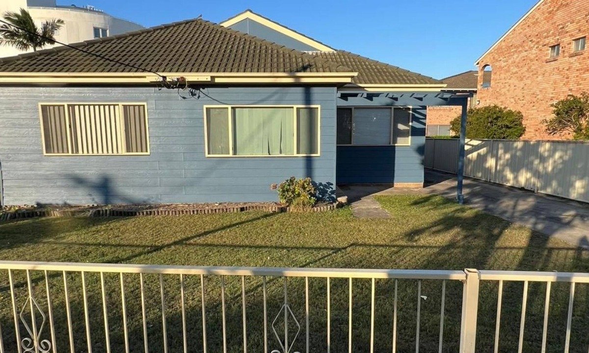 The Entrance House | Ocean Parade/Family Friendly/Central Location