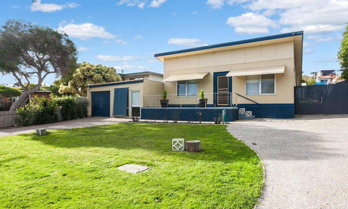 Anglesea House | Ocean Sounds - Anglesea