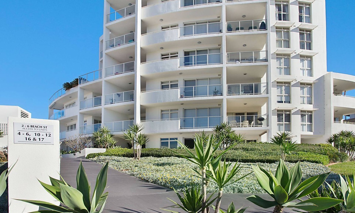 The Entrance Apartment | Ocean Views, Sundrift, Unit 18