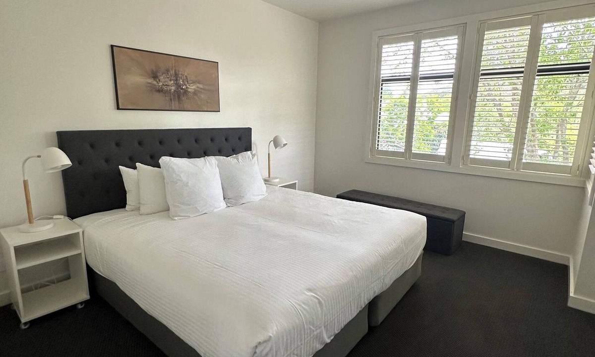 Mittagong Apartment | One-Bedroom Holiday Apartment - Oaklands 2 | Pet Friendly