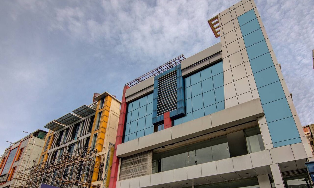 Hyderabad Hotel | OYO 14669 Mayur's Residency