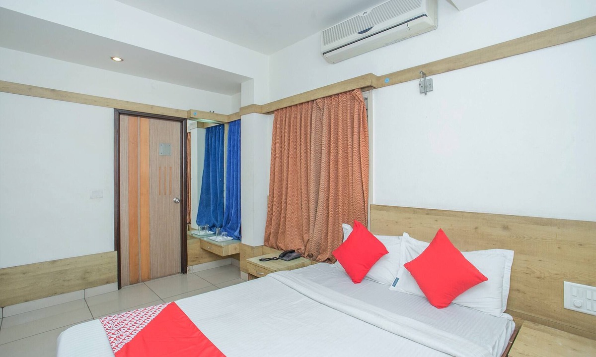 JP Nagar Hotel | OYO 8501 Abhimaani Comforts