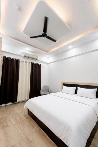 Greater Noida Apartment | Paramount golf forest grater noida