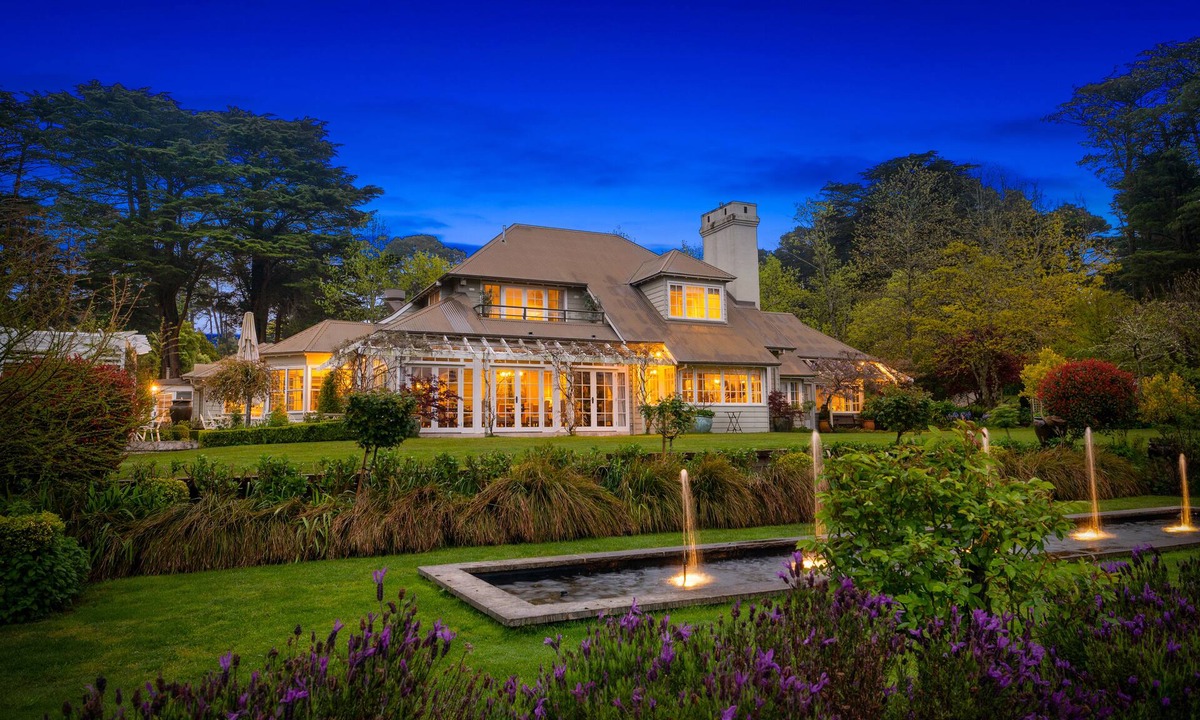 Blackheath Hotel | Parklands Country Gardens and Lodges