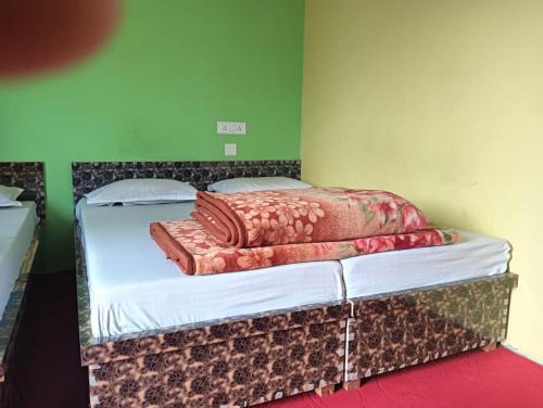 Gobind Dham Apartment | Parth homestay dumak