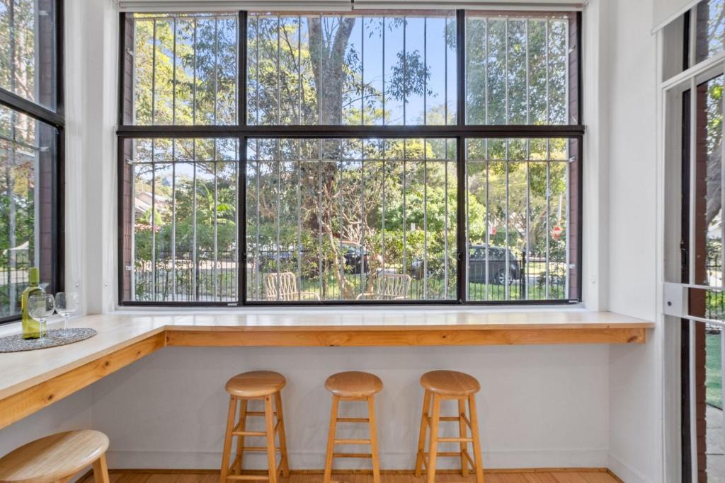 Bellevue Hill Apartment | Pet-Friendly Home Just Minutes from Bondi Beach