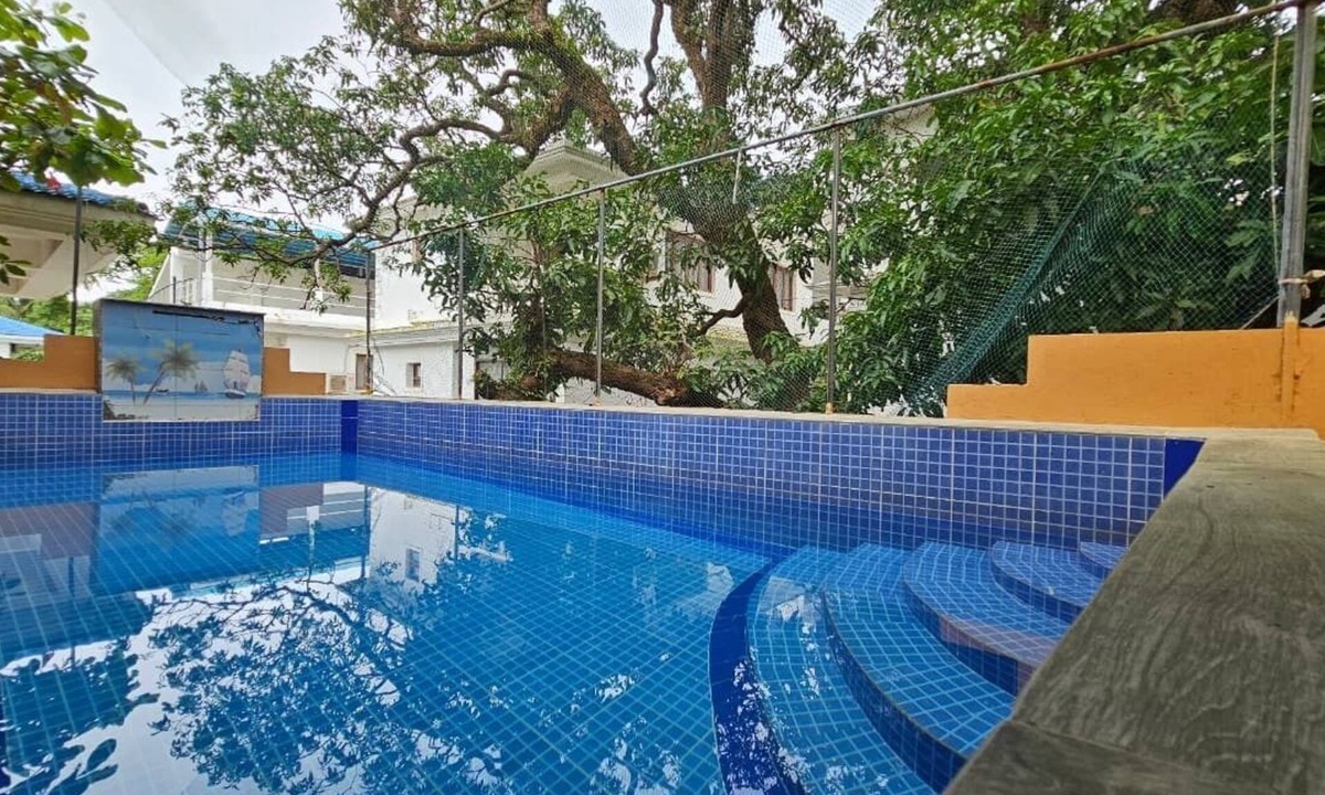Gauravaddo Hotel | Poonam Grand