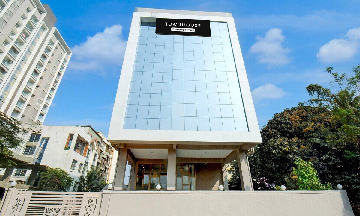 Hadapsar House | POP 84260D Hotel City Centre