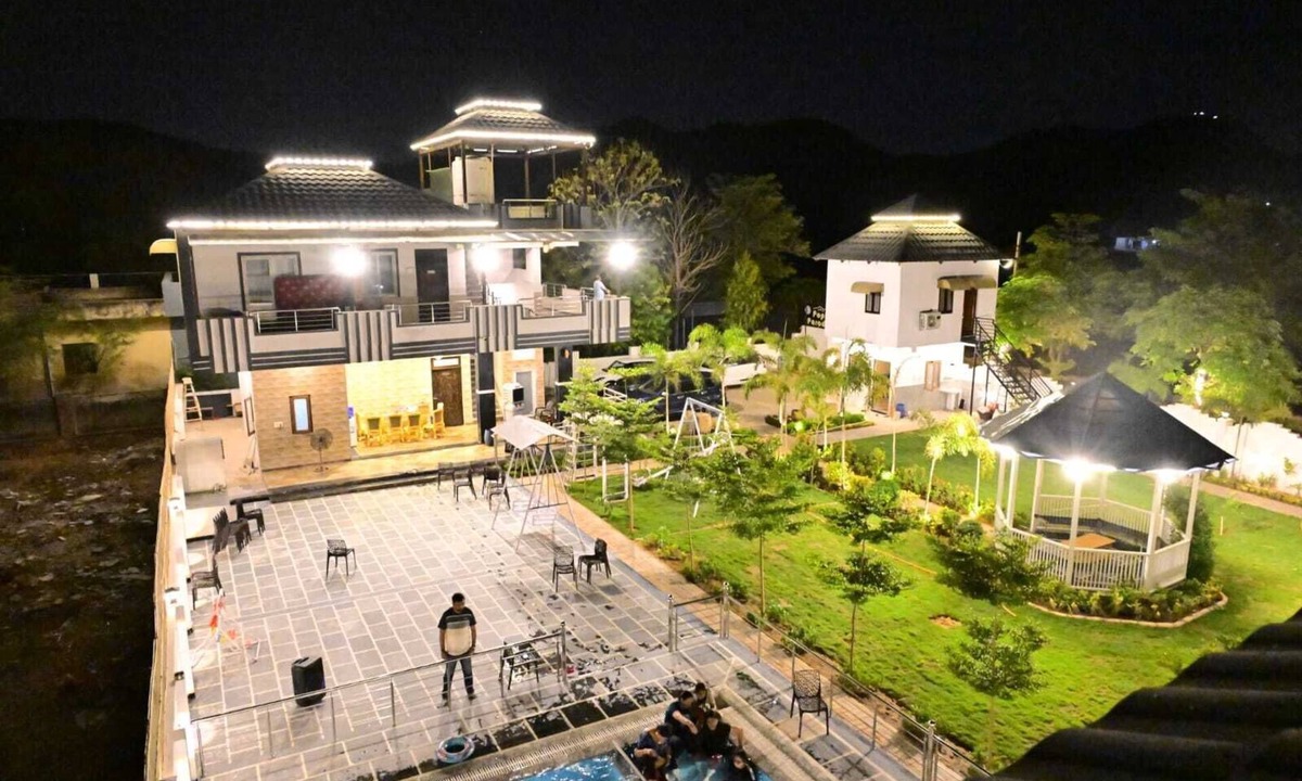 Jaipur Hotel | Popli Paradise Resort