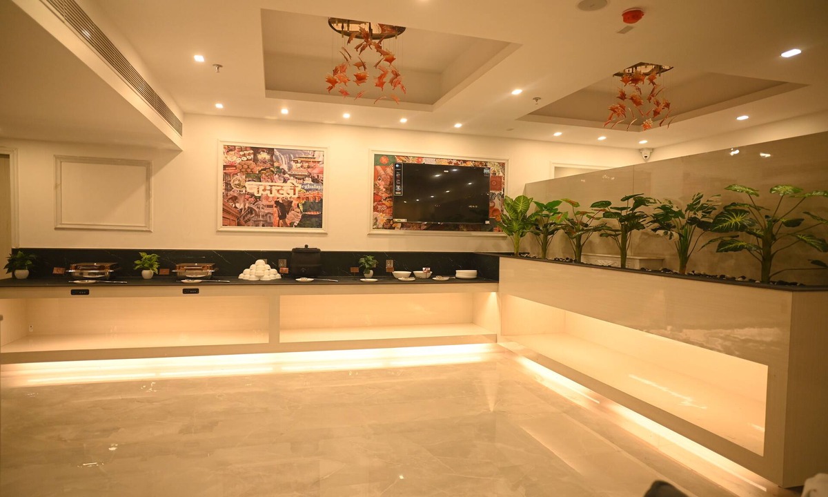 Faizabad Hotel | Quality Inn Rama Ayodhya