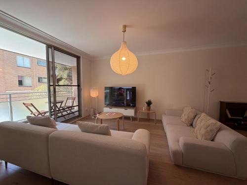 Chatswood Apartment | Quiet & Cozy 2BR Home in Chatswood with Parking