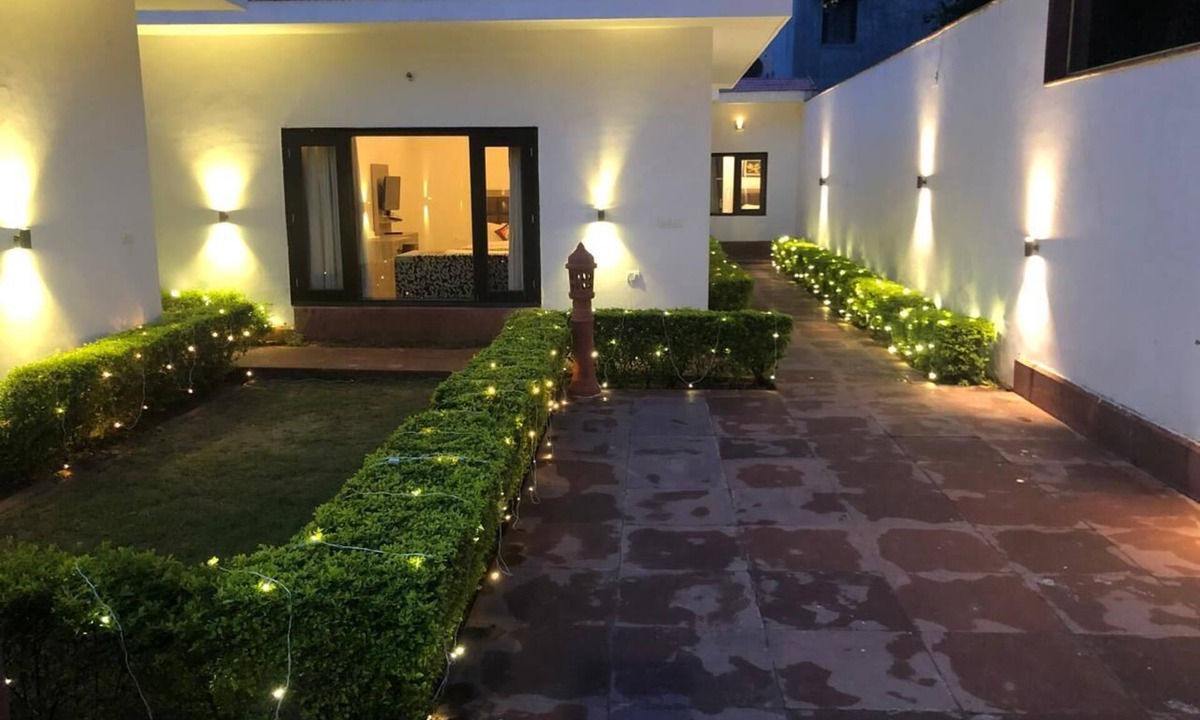 Vasant Kunj Hotel | R Cottages- Home in Vasant Kunj