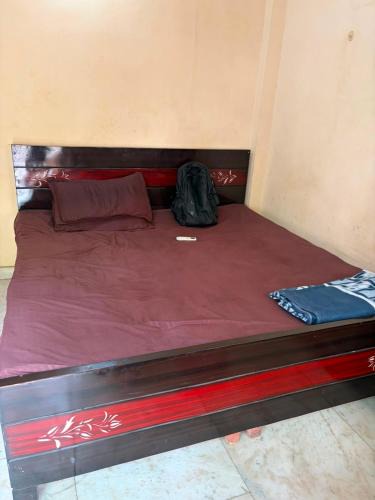 Vrindavan House | Radha Madhav Homestay Near Bake Bihari Mandir