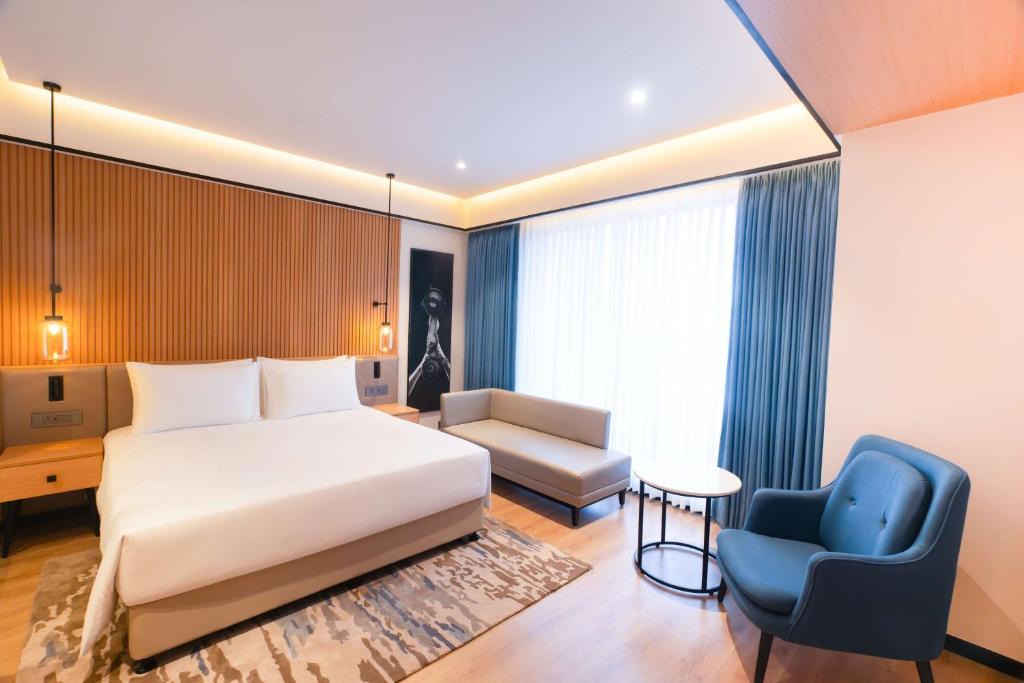 Civil Lines Hotel | Radisson Hotel Prayagraj